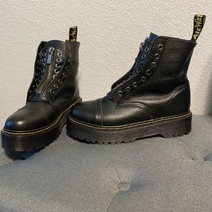 ✨Like New✨ Sinclair Milled Nappa Leather Platform Dr. Martens Boot